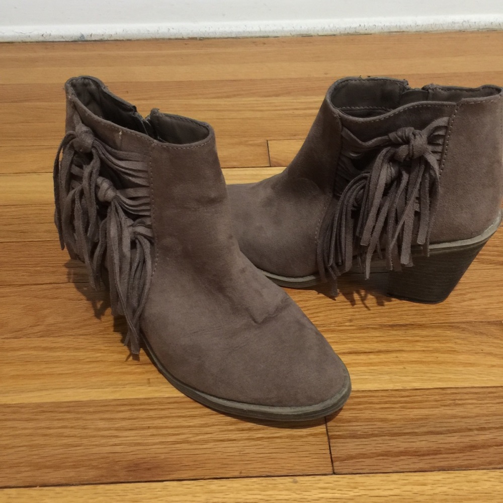 Faded Glory Fringe Heel ankle Boots size 7.5